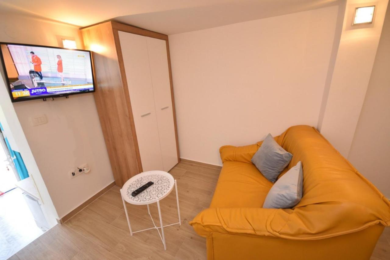Apartman Taraca Villa Knezevic تْشيرسيك نوفي المظهر الخارجي الصورة